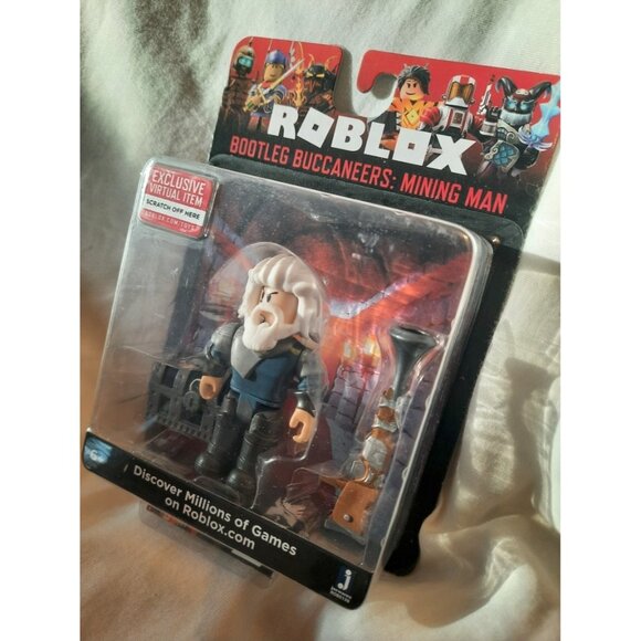 New Mix & Match Roblox Figure - Bootleg Buccaneers: Mining Man - Picture 1 of 3